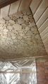 Подшивка потолка срезами можжевельника, 