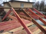 Начало монтажа крыши сарая