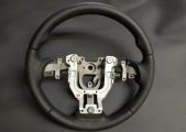 Перетяжка руля. На данном фото выполнена готовая работа по перетяжке  руля 