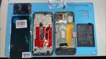 Восстановление после полного уничтожения Huawei
Замена дисплея на оригинал который идет вместе с рамкой
Замена основной камеры и задней крышки