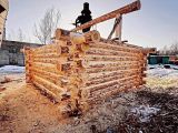 Доставка и сборка на вашем участке Сруба из бревна ручной рубки ! 
