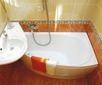 Ванная, облицована керамикой..