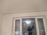 Монтаж потолочного карниза