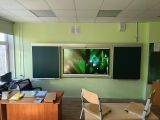 Монтаж и установка рельсовой системы с интерактивной панелью.