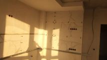 выложили фартук и керамогранита 600x1200мм при помощииСВП
