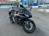 Всё тот же yzf r3!