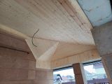 Монтаж сложного потолка из вагонки