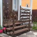 Изготовили и установили кованое крыльцо