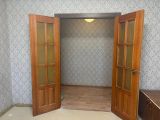 Были только полотна. С клиентом выбрали коробки и наличники, фурнитуру, я, купил сам. Клиент будет перекрашивать двери в цвет погонажа.