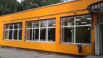 Монтаж окон в магазин с закаленым стеклом