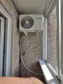 Установка наружного блока внутри балкона панельного дома