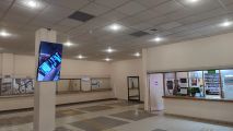 Монтаж рекламных табло и ТВ экранов. 