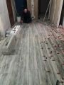 Укладка плитки на пол с электрическими теплыми полами