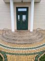 Изготовление и монтаж радиусного крыльца из гранита