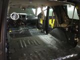 В процессе шумоизоляции Chevrolet Tahoe
