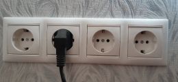 Установка электроточки с 4-мя розетками.