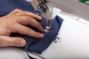 JWLLAB предлагает высококачественный пошив и ремонт одежды, предметов интерьера.Мастера выполняют заказы любой сложности. Вы можете заказать оригинальные модели одежды, которые будут идеально смотреться на вашей фигуре. Делаем высококачественный ремонт одежды, который значительно продлит срок ее жизни. Не спешите выбрасывать любимые джинсы, если они протерлись в определенных местах. Мы сможем вернуть им первоначальный вид! С помощью наших мастеров вы можете сделать себе оригинальный интерьер, заказав
