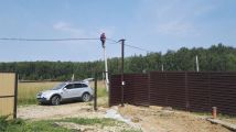 Натягиваю СИП от счетчика через дорогу, соединил через автомат с ВВГ, который в ПНД-трубе ушёл в дом