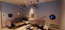 Оклейка стен обоями, монтаж потолка, малярные работы, навеска предметов интерьера