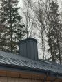 Монтаж кровли кликфальцем .
