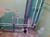 Сантехника: разводка горячей и холодной воды, замена слива канализации
