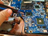 Ремонт ноутбука. Замена материнской платы