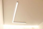 Подсветка ниши для штор. Сама ниша выполнена из профиля Пк5. Это готовое решение для штор-еще ее называют гардина.