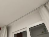Установка алюминиевого потолочного карниза 2800 х 50 мм