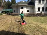 Вертикуляция/аэрация газона