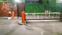 Монтаж шлагбаума, подключение и настройка, штробление и укладка магнитной петли.