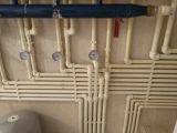 Монтаж горячего водоснабжения и холодного водоснабжения в многоуровневом доме
