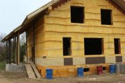 Утепление напыляемым пенополиуретаном в Астрахани и области объекты любой сложности и конструкции выезд специалиста на замер бесплатно 