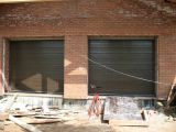 Монтаж 2-х секционных ворот с автоматическим приводом