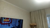 2 года назад клеила обои, всё замечательно, качество обоев отличное:)