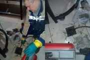 Устранение засора канализации в кафе механическим способом.