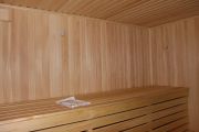 Сауна полностью из вагонки, скамейка и печка с соблюдением всех технологий