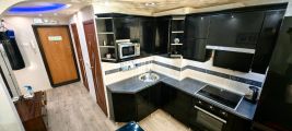 Установка дверей в ванную и туалет, сборка мебели
