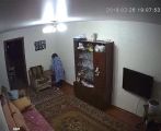 Установка Wi-Fi камеры в квартире(наблюдение за пожилыми людьми)