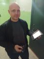 Ремонт завершён: электронная книга снова в строю! Вручаю клиенту — и вижу довольную улыбку. Ради этого и работаю! ??