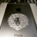 Гравировка на iPhone