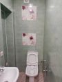 И вот такой туалет в той же квартире где душевая