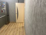 Кухня поклейка обоев
