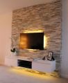 Укладка натурального камня зоны ТВ