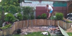 композиция (мангальная зона) из хвойных растений