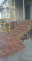 укладка натурального камня на цоколь и клинкера на залитую бетонную лестницу