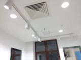 Выравнивание потолка и установка трекового освещения